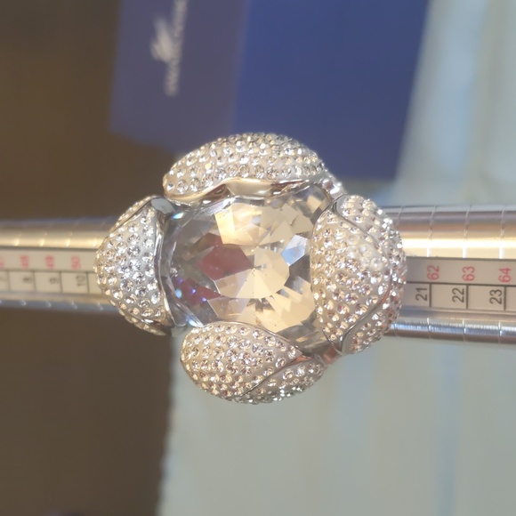 Swarovski Large Silver Flower Ring - Picture 2 of 15